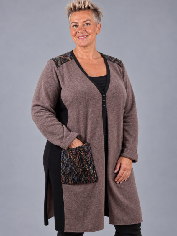 Lang uldcardigan i gråbrun med tweed