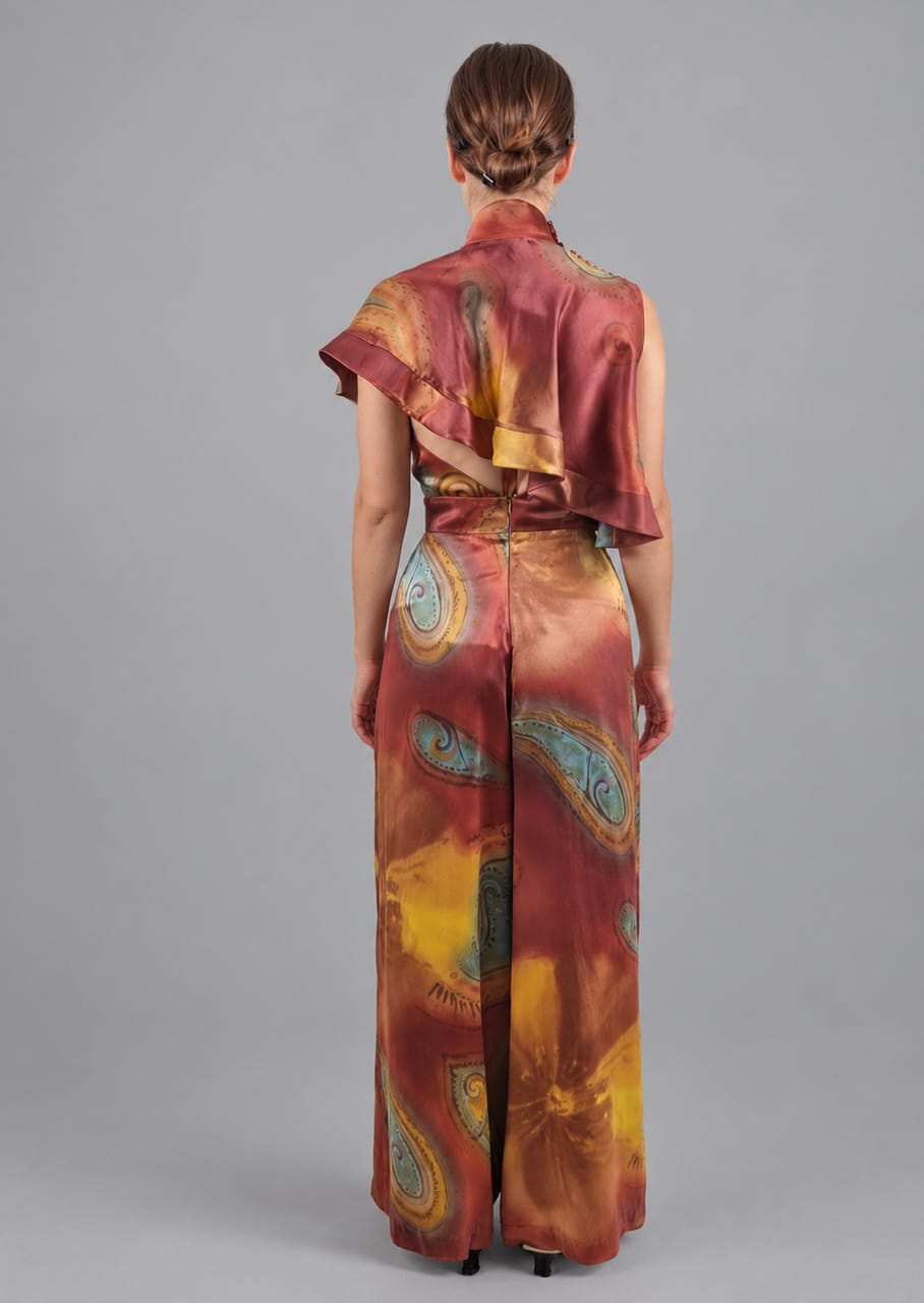Silkebuksedragt med cape i multicolor - Billede 2