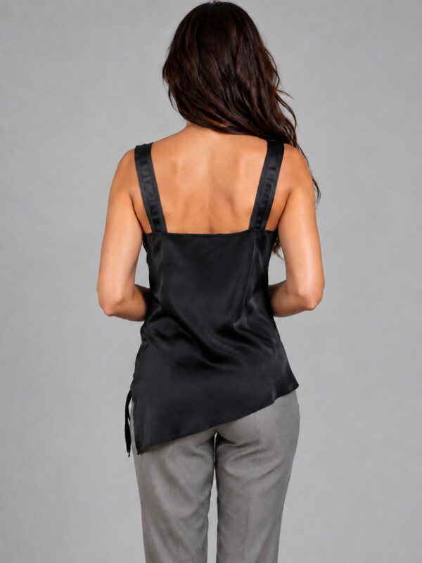Sort asymmetrisk silketop, bagfra