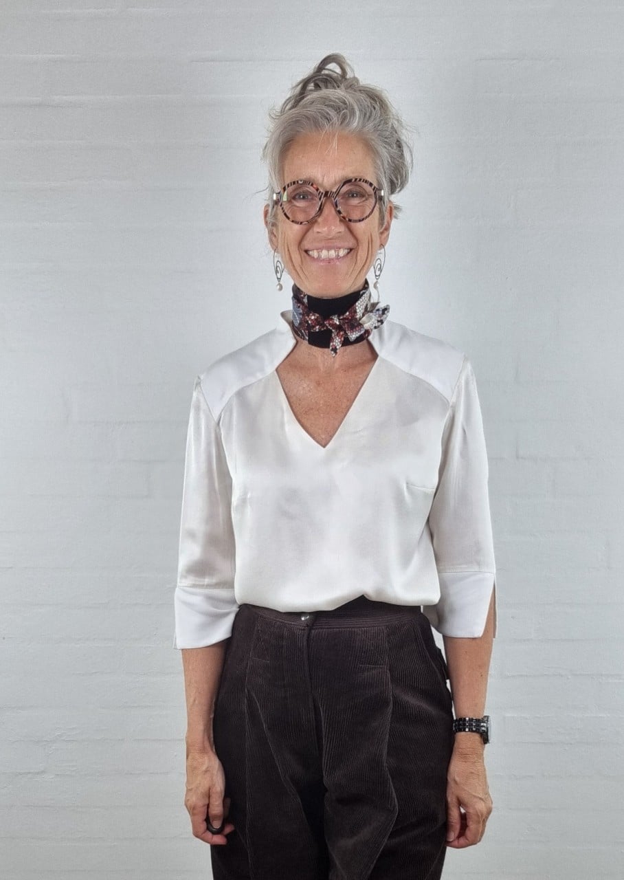 tørklæde/hårbånd i brun/sort/råhvid/blå