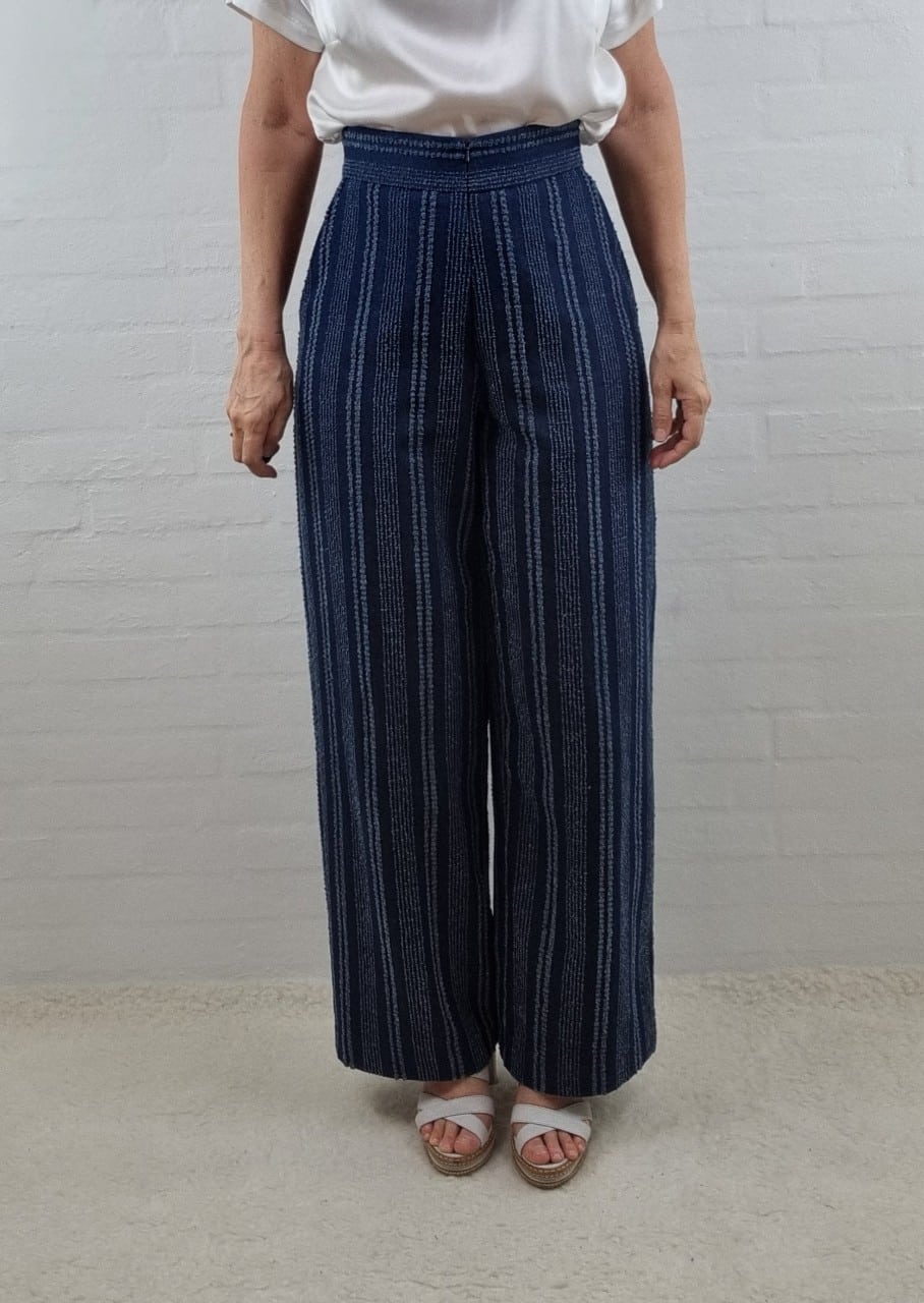 Højtaljede bukser med vidde i denim