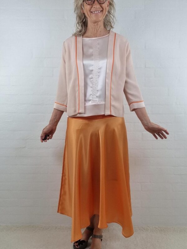 Orange swing nederdel i silke