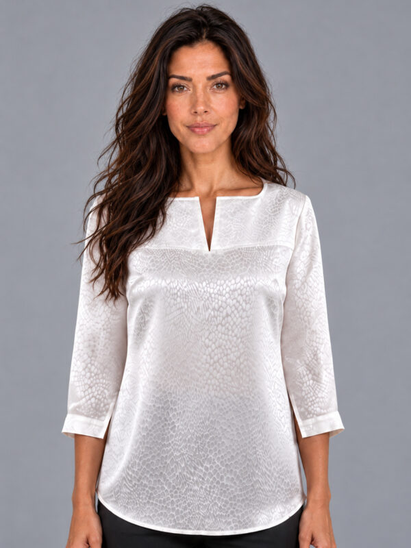 Silkebluse med jacquard i knækket hvid